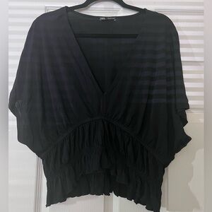 Zara Blouse size Large